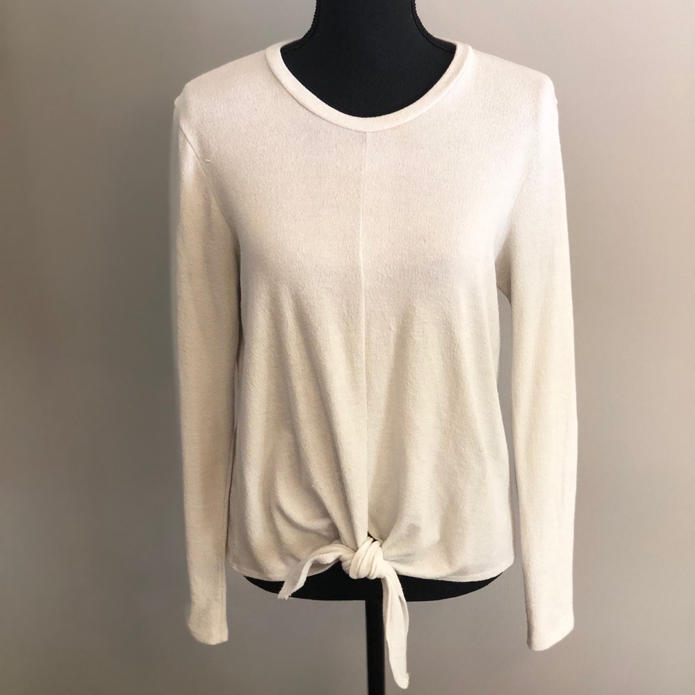 Long-sleeve white top